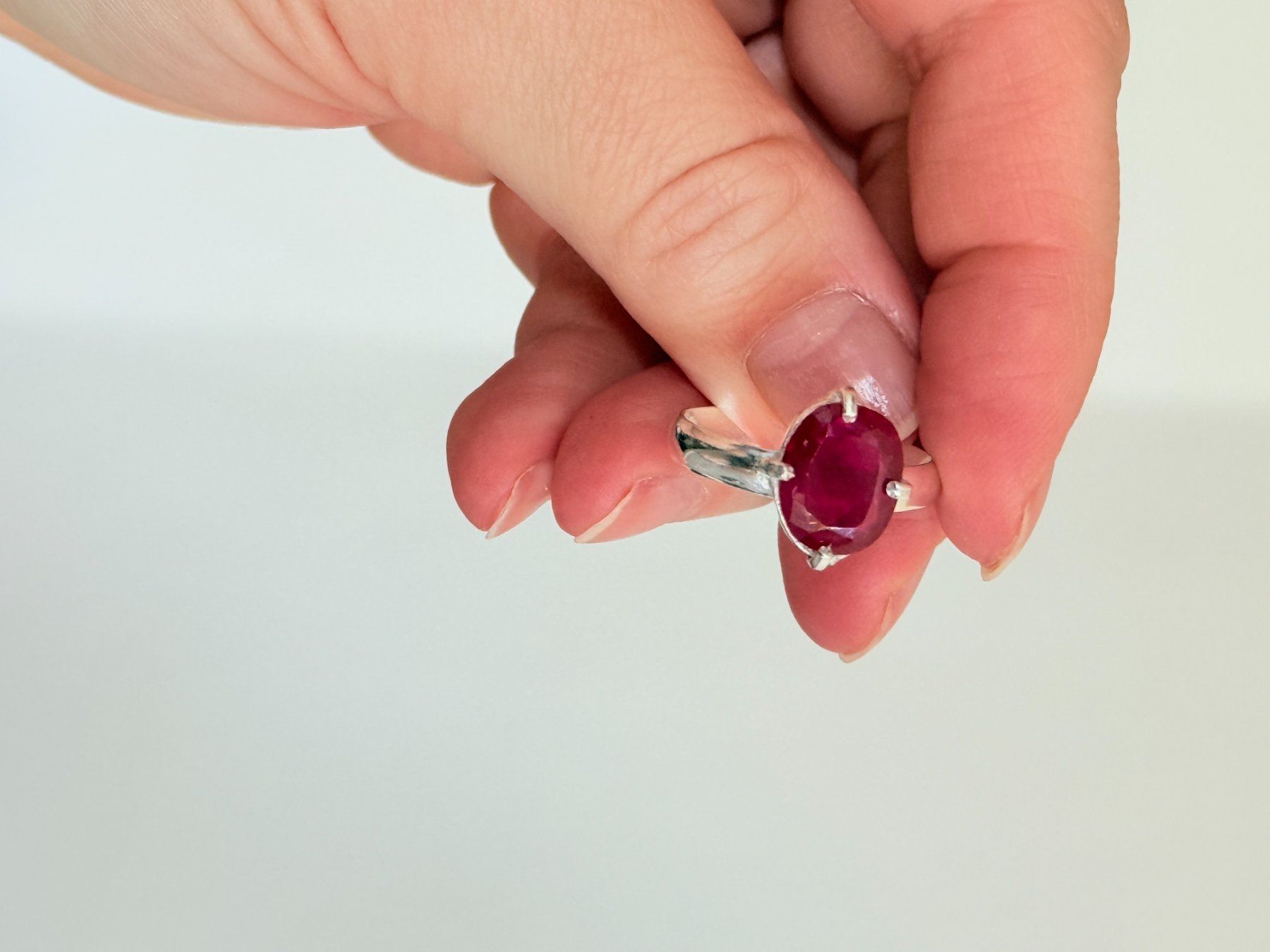 Ringe: 5.75 Ct Oval Gemstone 62,5MM RING with certificate – Neu und originalverpackt aus Genève von AWWA 8