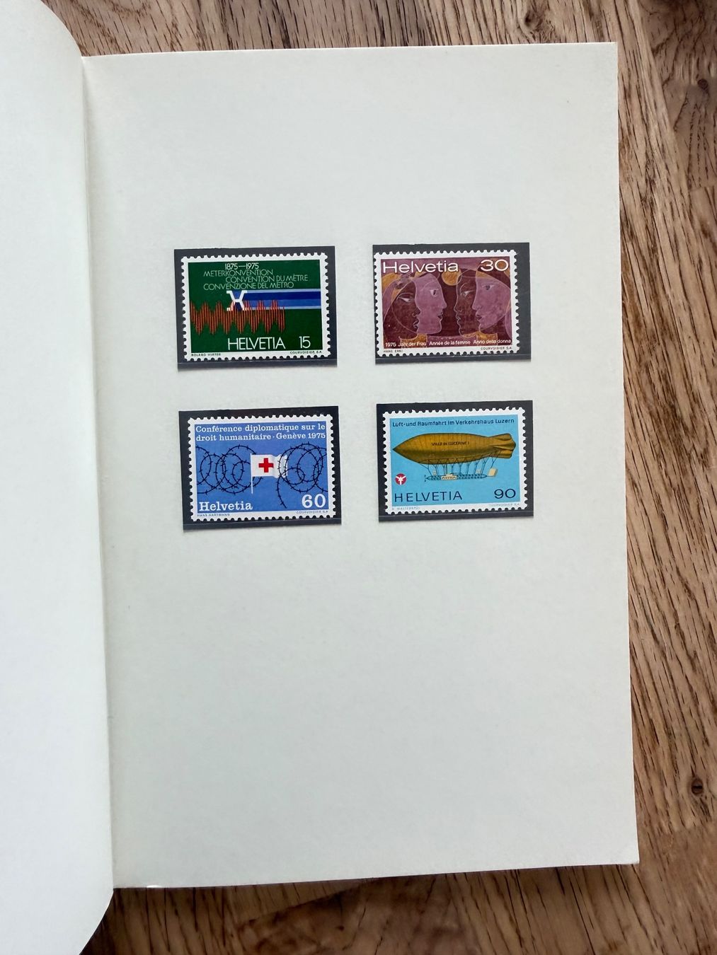 Tutti i francobolli: CHF 7.30 Frankaturware: PTT-Heft, 1975 **/gest. – Usato da Oberuzwil venduto da Deafgrischa 4