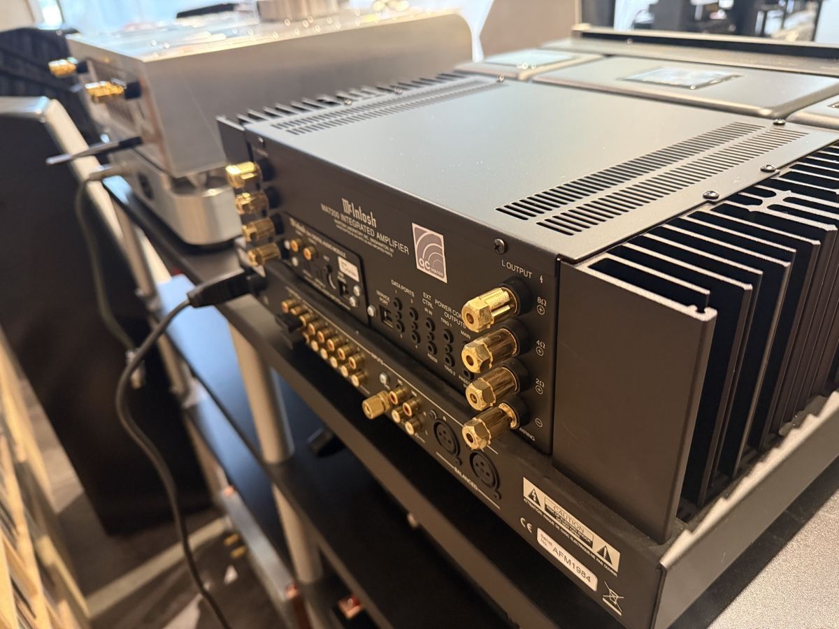McIntosh Verstärker: McIntosh MA7200 Integrated Amplifier, wie neu – Gebraucht aus dietlikon von avspalinger 4