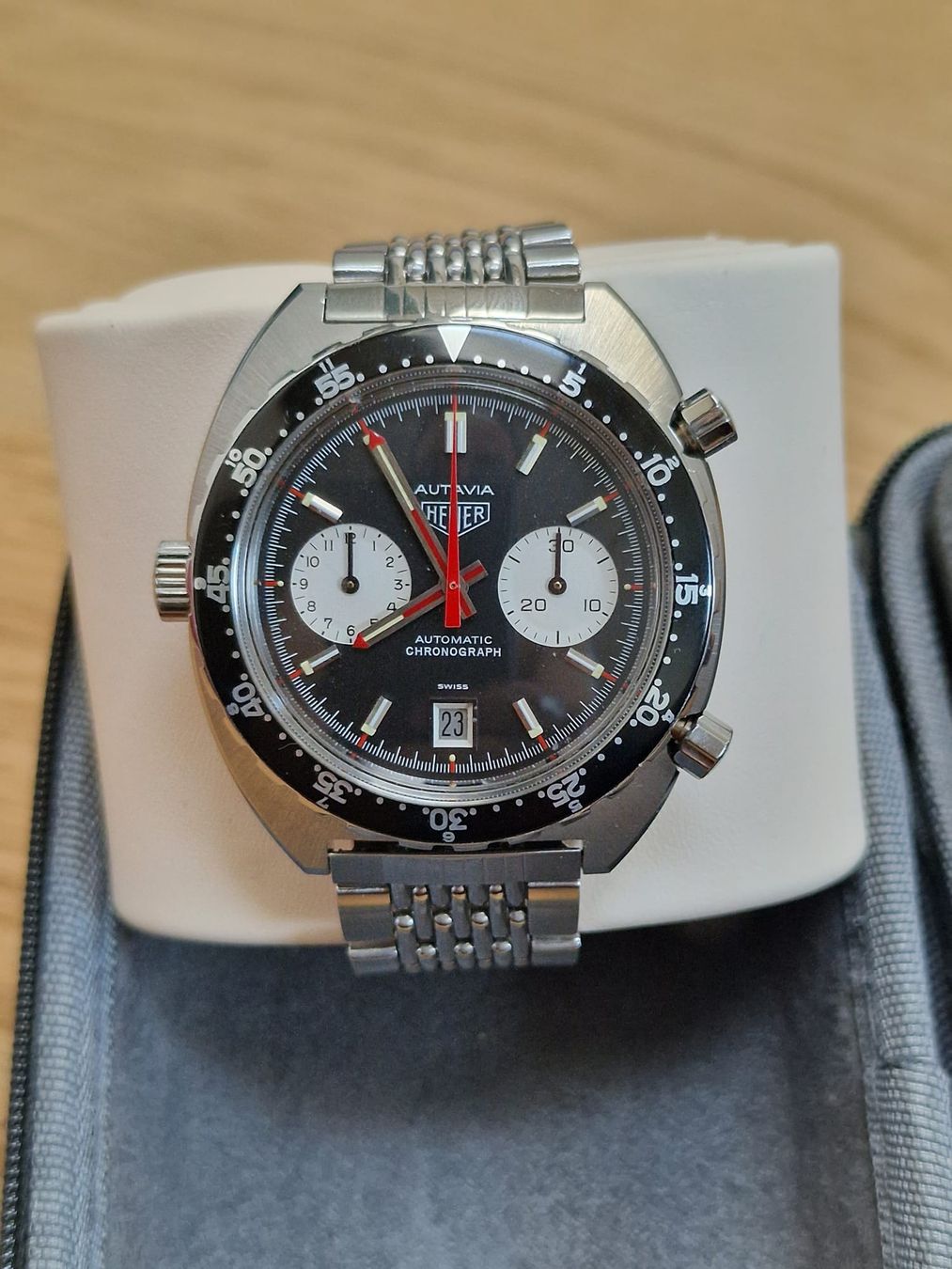 Tag Heuer Orologi: Heuer Chronograph AUTAVIA Automatic – Usato da Bern venduto da diskusbern