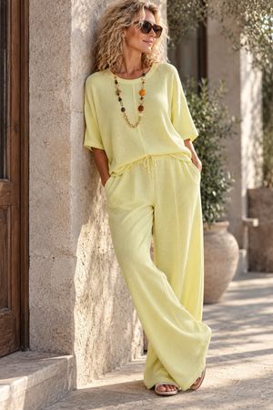 Toller stylischer Anzug ( Hose + Bluse ) Gr.M  neu