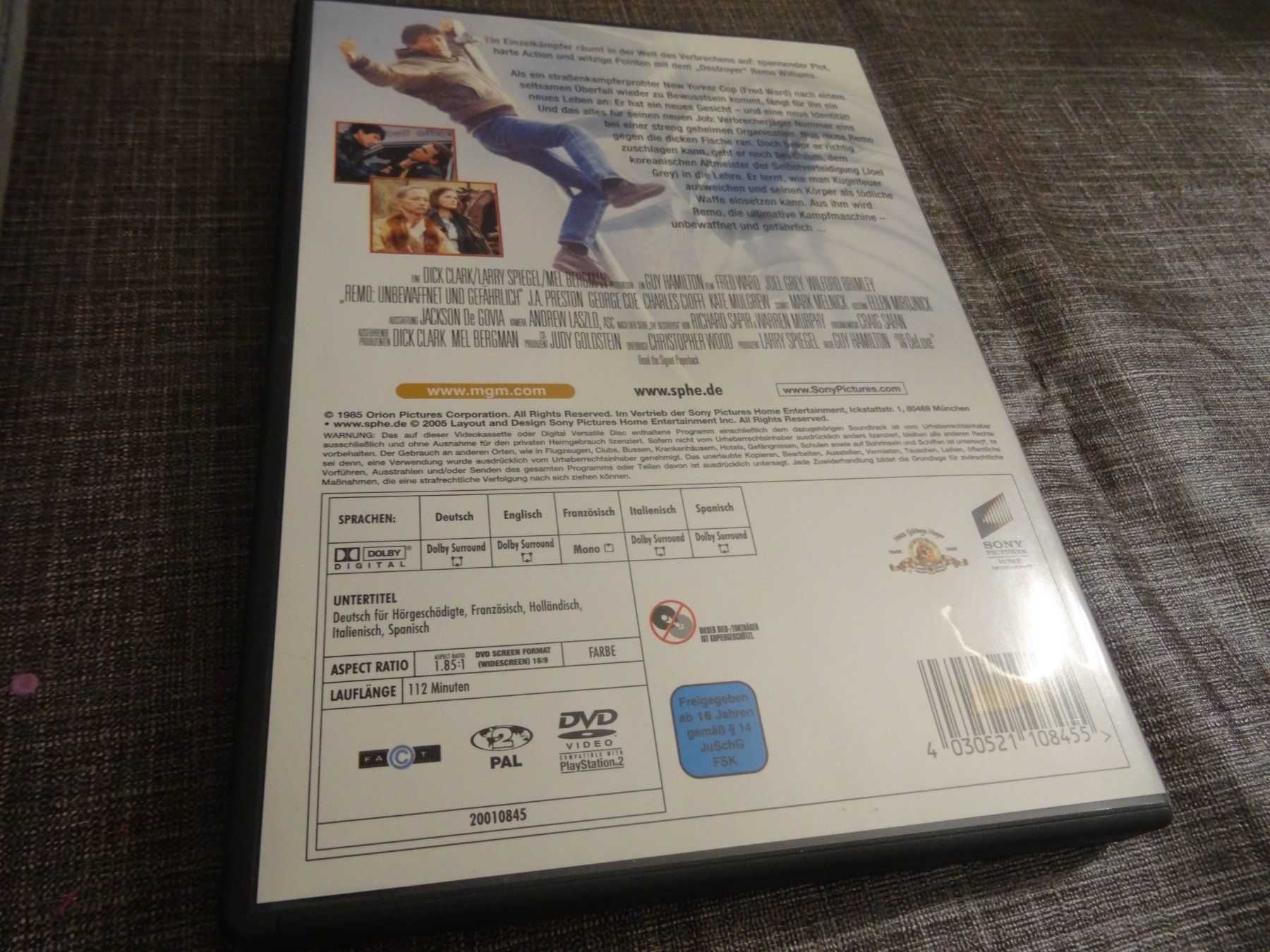 Tutti i DVDs: DVD Remo Unbewaffnet und gefaehrlich – Usato da Olten venduto da Disc-Verkauf 2