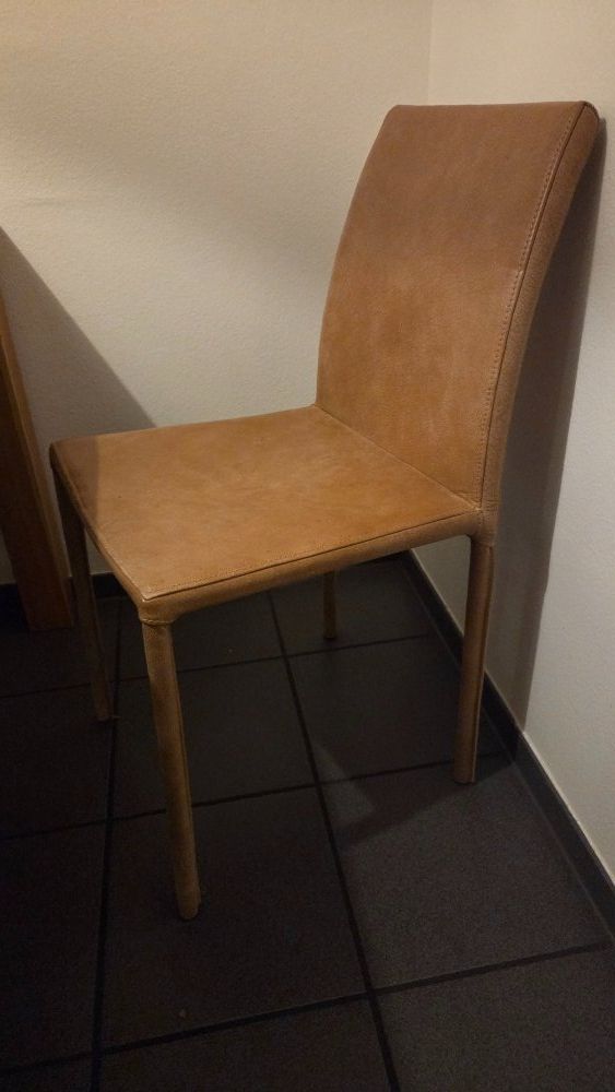 Sedie: 4 Leder Esszimmerstühle, hellbraun. – Usato da Solothurn venduto da KatharinaKS