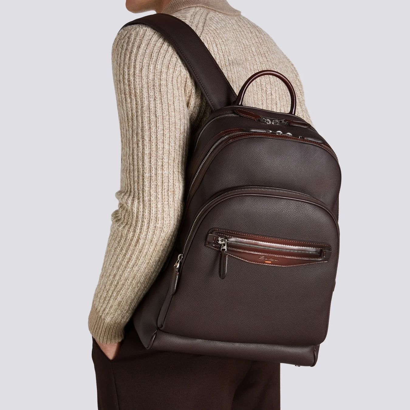 Zaini: SANTONI DARK BROWN TUMBLED LEATHER BACKPACKC HF 1,448.00 – Nuovo (secondo la descrizione) da Unterseen venduto da SONY-CoolGo 4