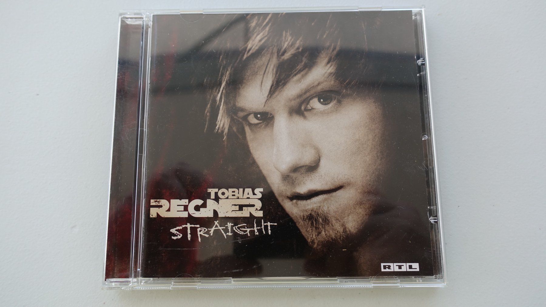 CD: CD - Tobias Regner - STRAIGHT – Usato da Schwyz venduto da Burnsdesign