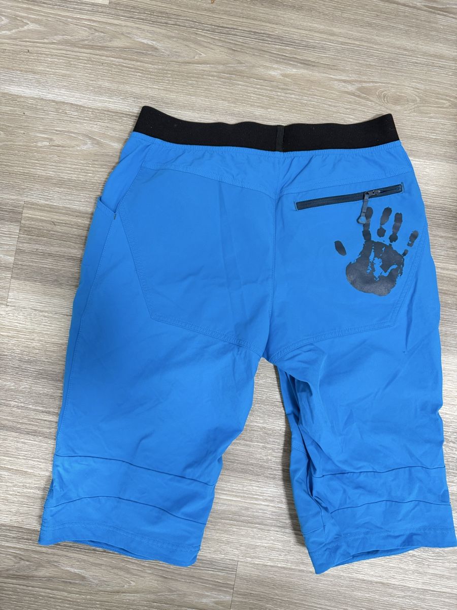 Salewa Pantaloni: Coole Sporthose Klettern etc  Salewa S – Usato da Rüdlingen venduto da Lichee 1