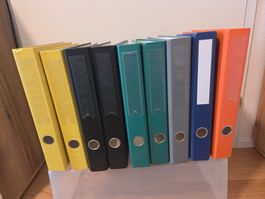 9 bunte Aktenordner / Briefordner