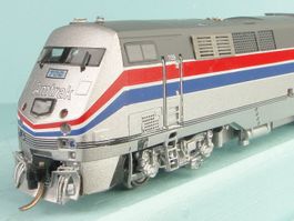 OVERLAND BRASS Spur N AMTRAK GENESIS B32