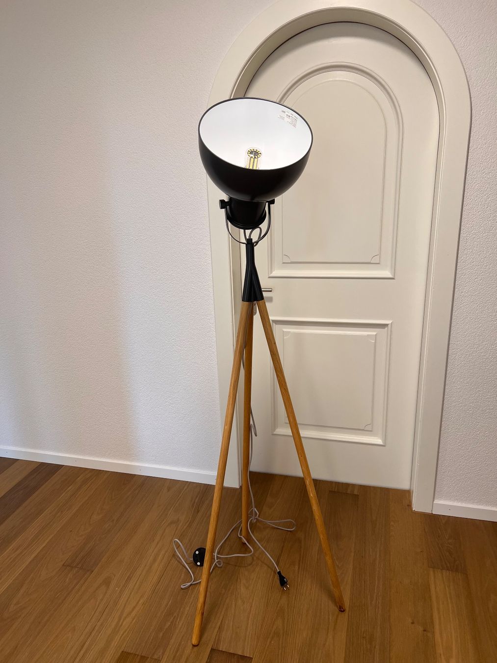 Lampade: Stehlampe, Strahler – Usato da Zollikofen venduto da odichter