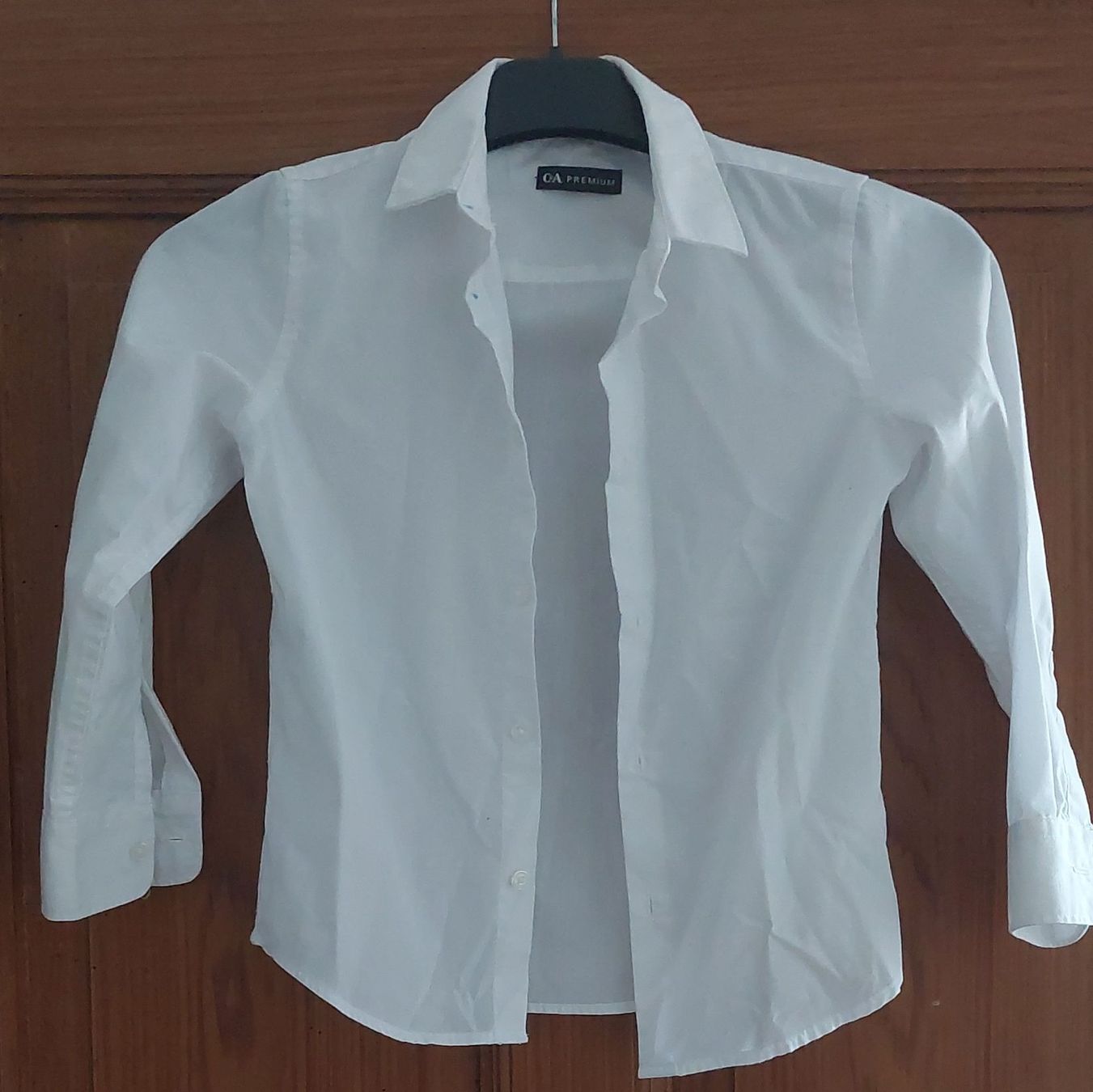 C&A Camicie, T-shirt & Polo: Weisses Hemd Gr. 116 von C&A klassisch & elegant – Nuovo (secondo la descrizione) da Rudolfingen venduto da T.Mueller
