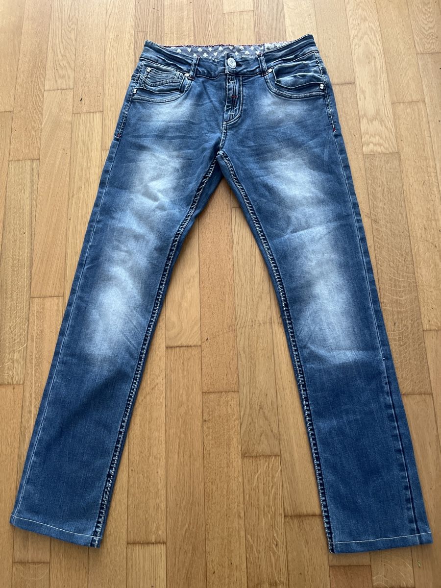 Jeans: Jeans – Nuovo (secondo la descrizione) da Möhlin venduto da Sommervogel50