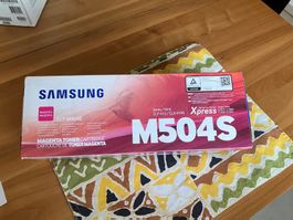 Samsung CLT-M504S Magenta Toner - Neu & Originalverpackt