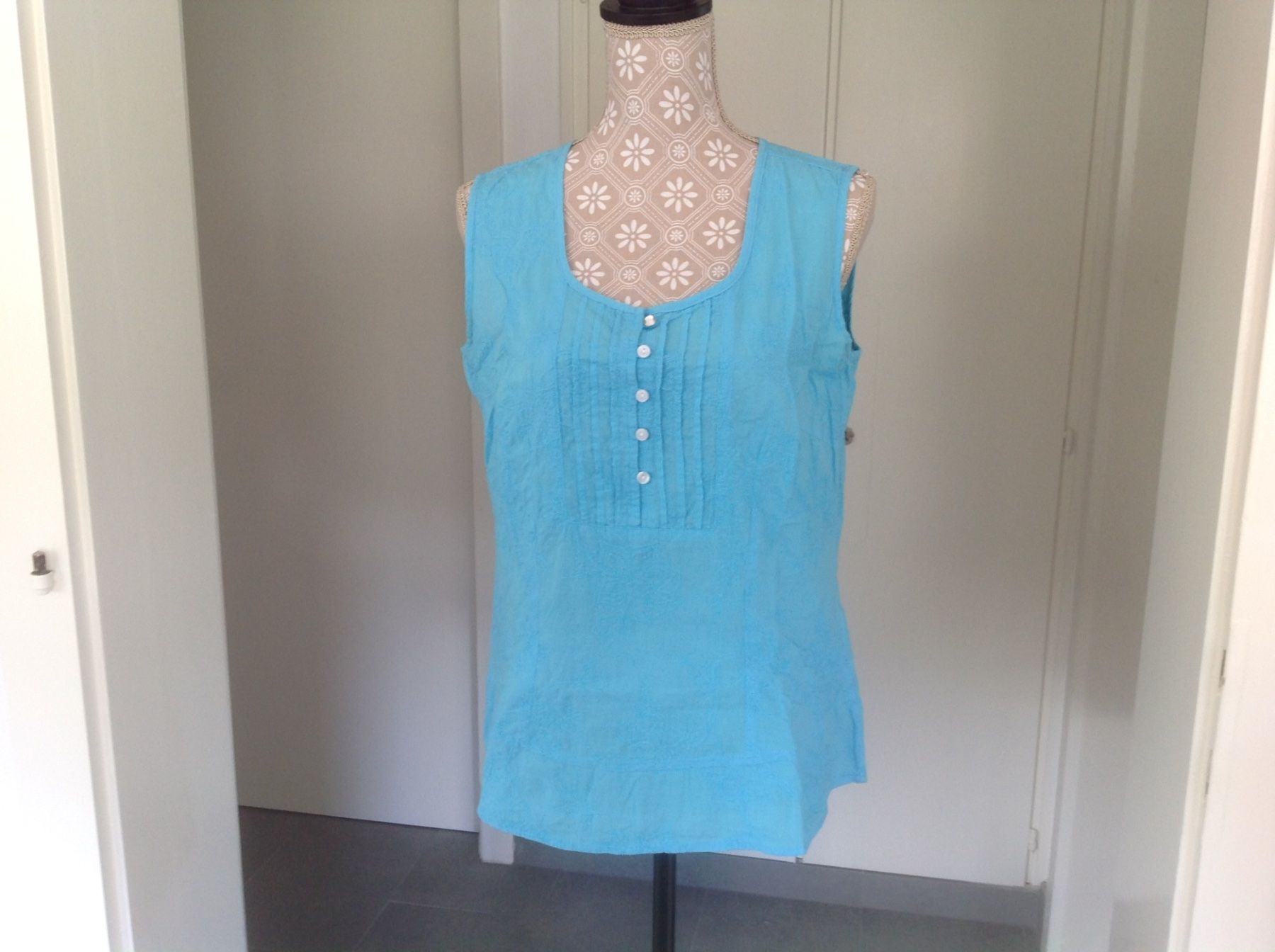 C&A Top: C&A - Canda - Top - 40 – Usato da Sion venduto da accroshoes