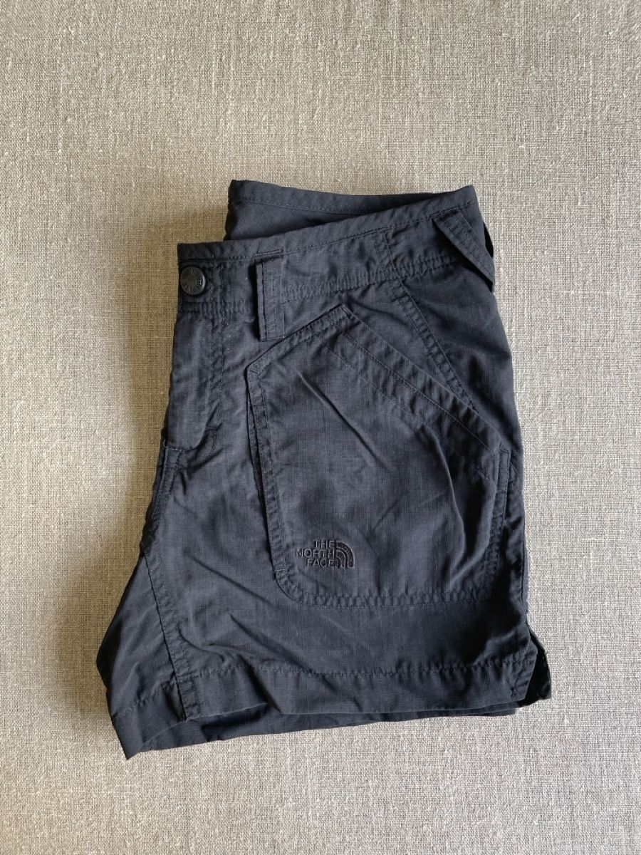 North Face Pantaloni: Shorts Damen North Face Gr. S – Usato da Zürich venduto da Nhpp 5