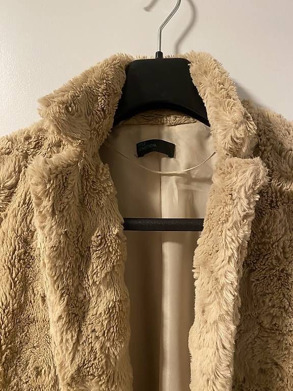Benetton Cappotti: Fellmantel Benetton Gr. 34 / Teddymantel – Usato da Derendingen venduto da DinTin 3