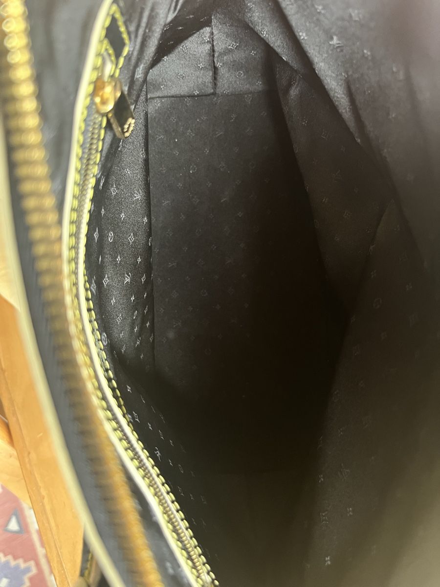 Louis Vuitton Borse da donna: Sac noir Louis Vuitton édition limitée – Nuovo (secondo la descrizione) da Pully venduto da mic_q9yl 5