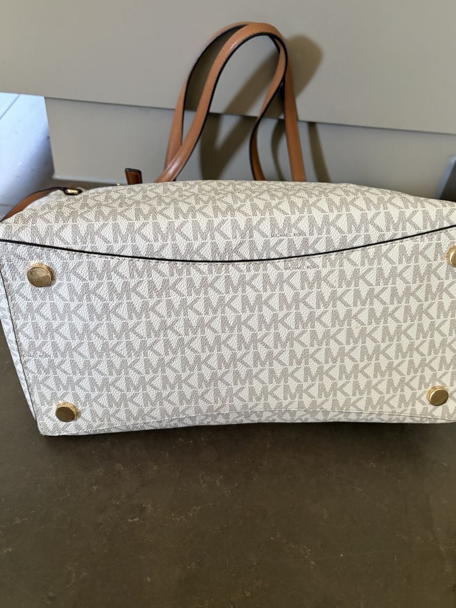 Michael Kors Sacs femmes: Michael Kors Shopper – Neuf (Voir description) à Schänis par annette04 3