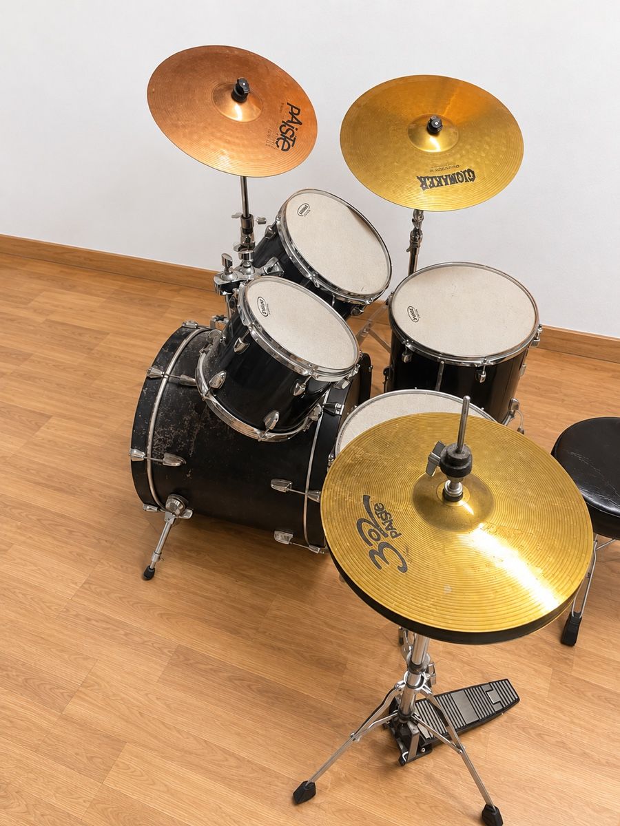 Yamaha Strumenti musicali: Yamaha Stage Custom mit Becken, Hardware und Hocker – Usato da Buchrain venduto da Lama6 3