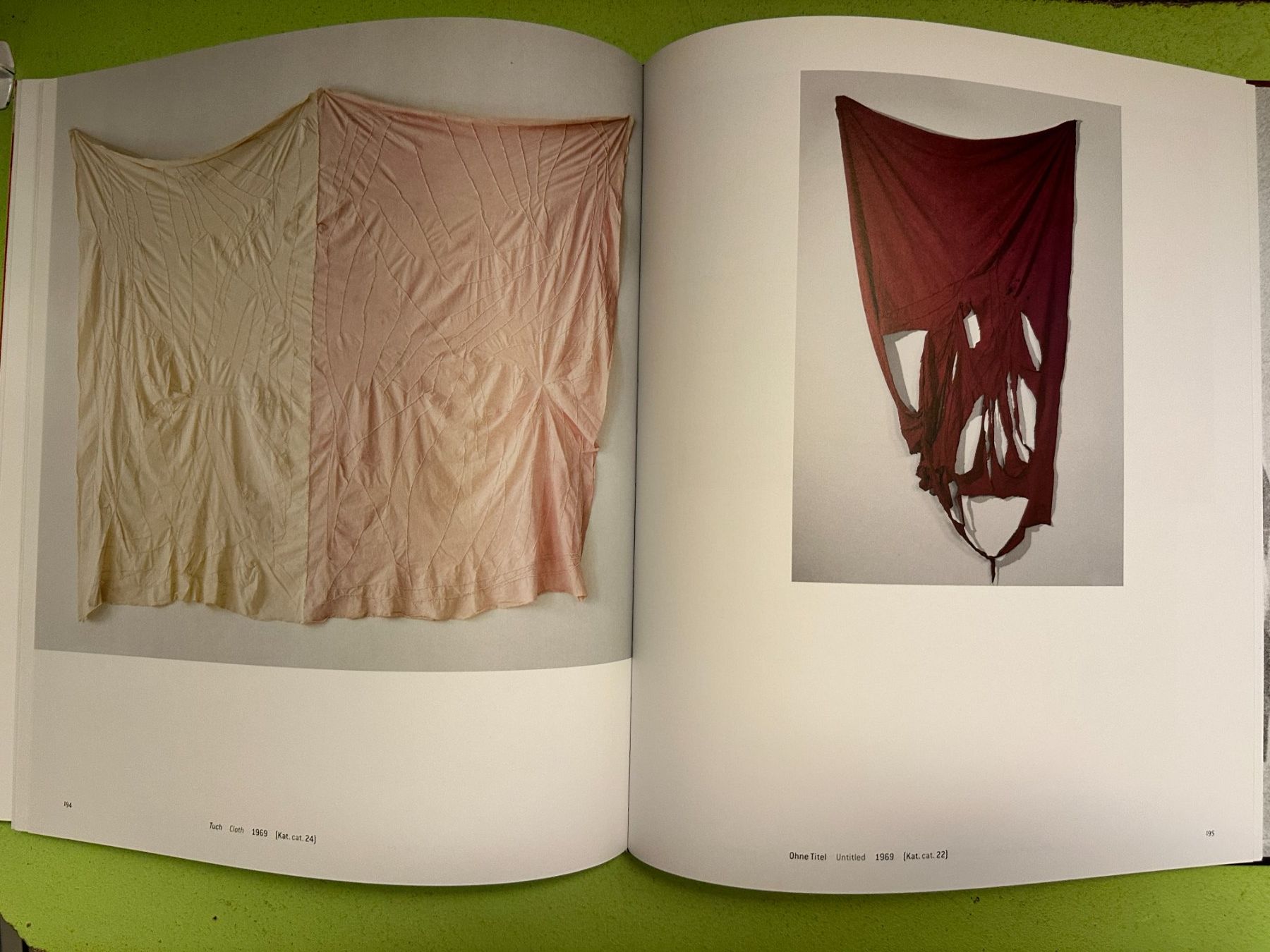Libri: Michael Buthe: Retrospektive / Retrospective. – Usato da Zürich venduto da allp 8