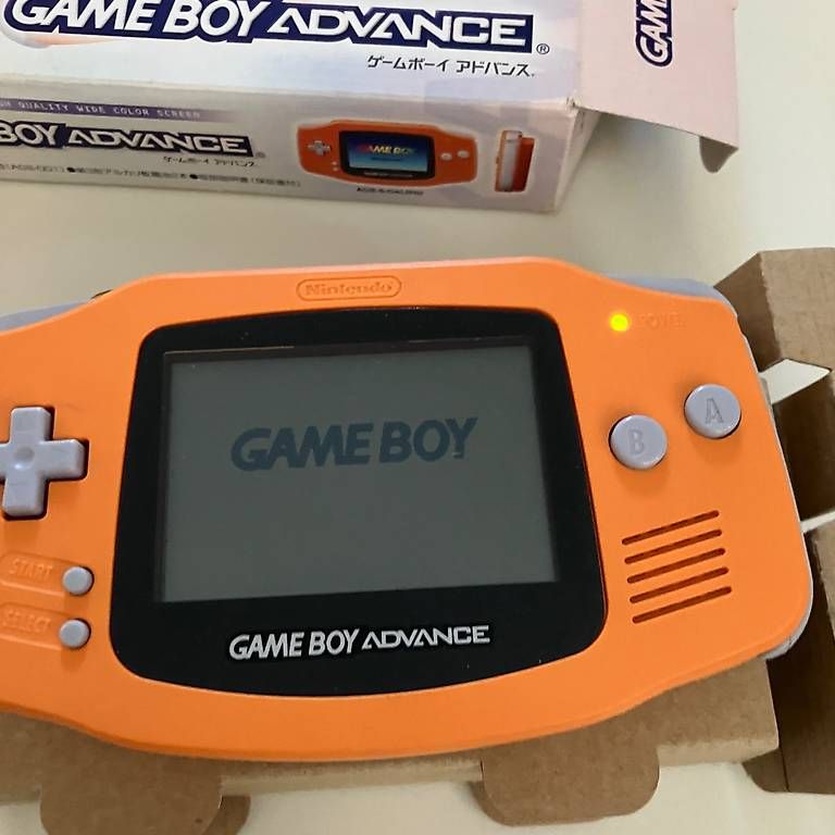 Nintendo Konsolen: Original Gameboy Advance Orange mit OVP – Gebraucht aus Zürich von  5