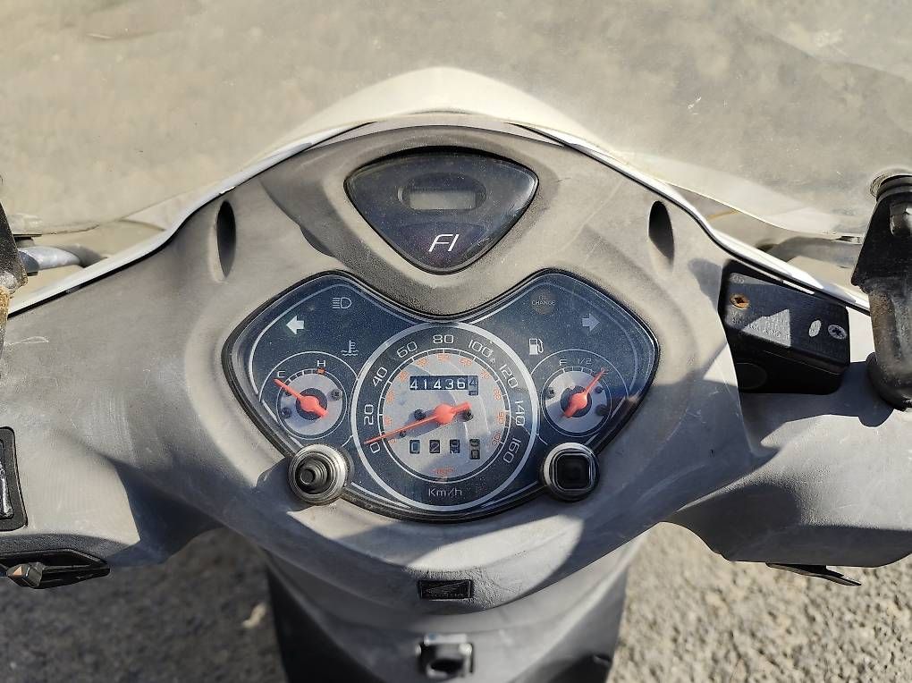 Route: Honda 125 psi – D'occasion à Gland par iva_ps8p 3
