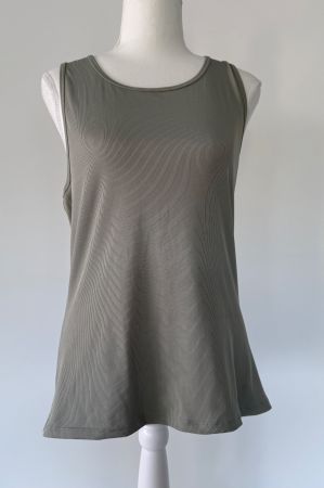 Damen Sport Tanktop lindengrün gerippt guter Zustand