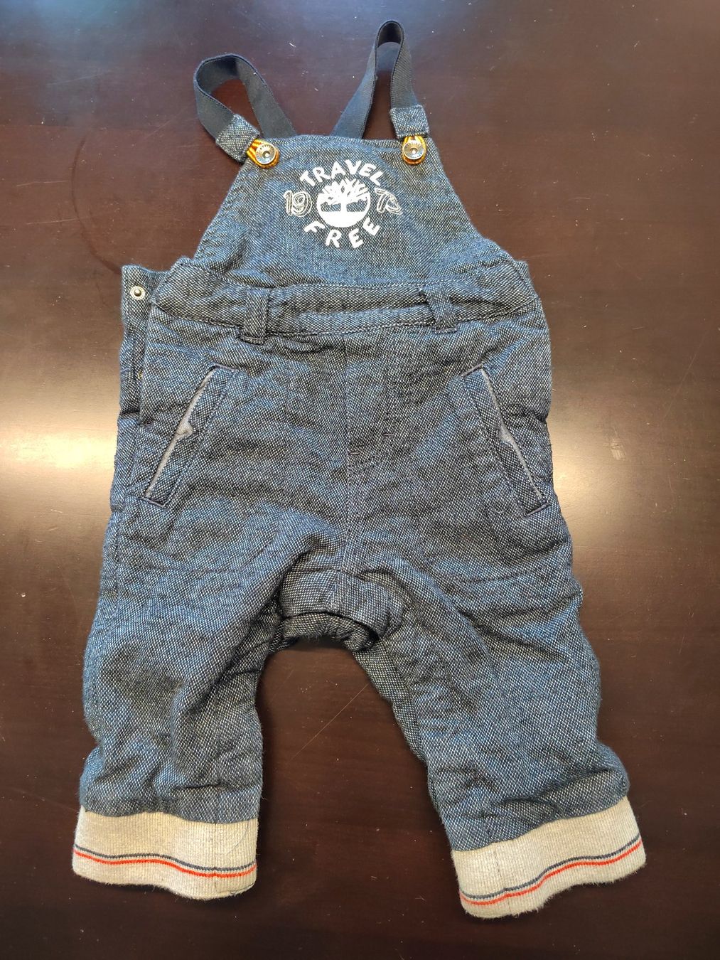 Pagliaccetti: Timberland Latzhose, Grösse 68, mega süss – Nuovo (secondo la descrizione) da Einsiedeln venduto da pattymary