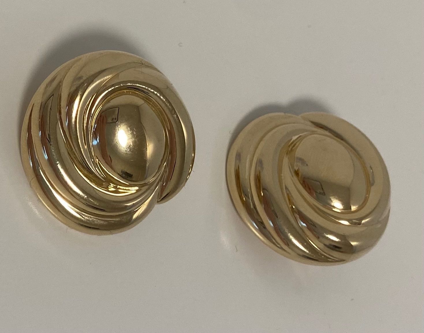 Ohrringe & -stecker: Vintage Grossé Clip Ohrringe – Gebraucht aus Birsfelden von bibsii