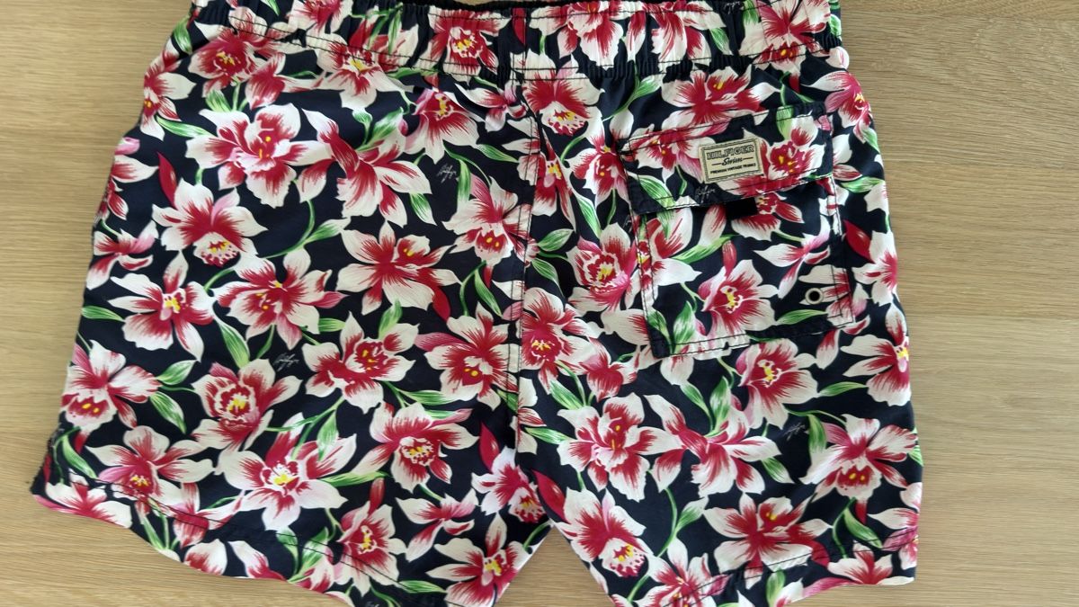 Tommy Hilfiger Caleçons de bain: Tommy Hilfiger swim shorts size M  – D'occasion à Pully par Evgenii13 1