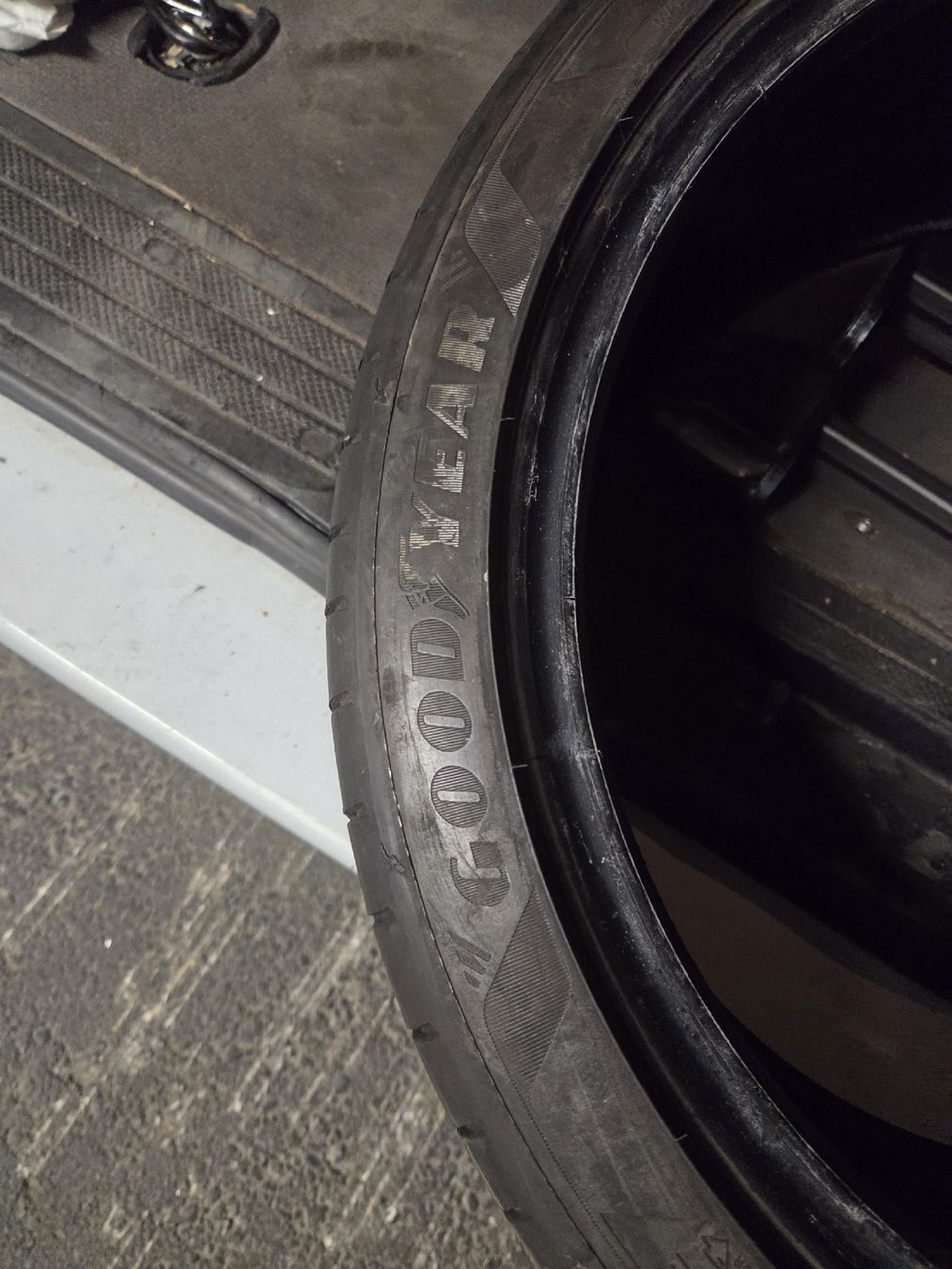 Goodyear Pneumatici & Ruote complete: Sommerreifen – Usato da Schübelbach venduto da Coche 2