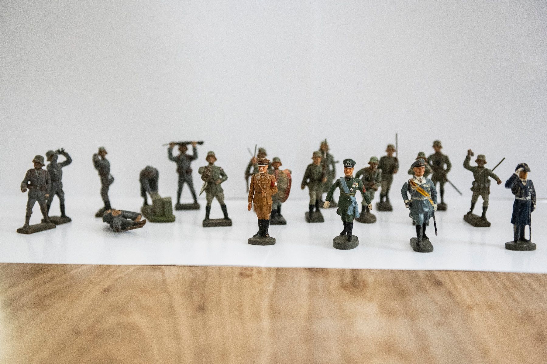 Figuren: Elastolin & Lineol & Schusso 2. Weltkrieg Figuren SET – Gebraucht aus Forch von tieckr