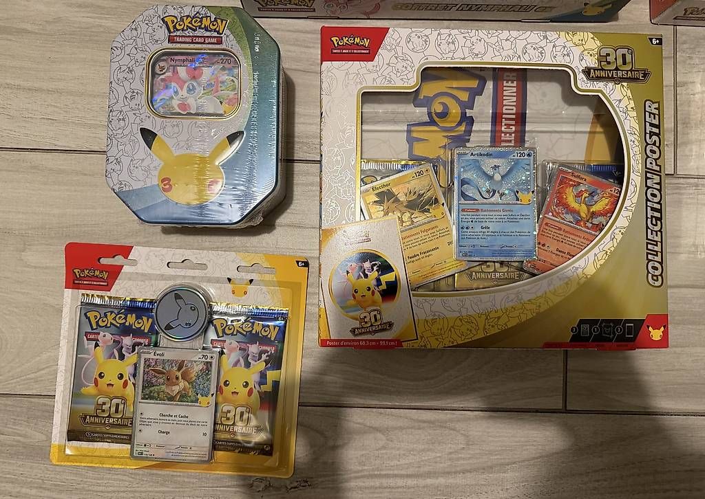 Carte collezionabili: POKÉMON 30 ans  – Nuovo e nell'imballaggio originale da Collombey venduto da Le69ro 3