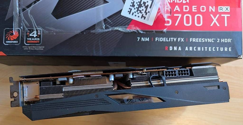 Gigabyte Schede grafiche: Gigabyte AORUS RX 5700 XT 8GB mit OVP – Usato da St. Margrethen SG venduto da Stuzi1 1