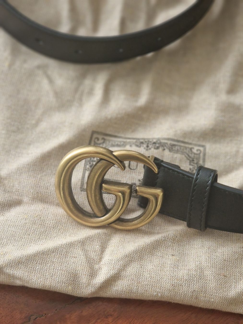 Gucci Cinture: Gucci Gürtel "GG MARMONT" – Usato da Cham venduto da YvonneSecondHand 3