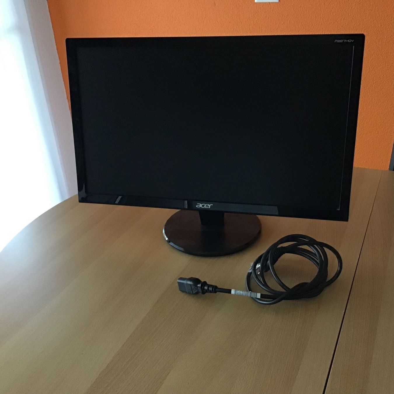 Acer Monitor: ACER  Monitore  22 Zoll – Usato da Trimbach venduto da Mery70 1