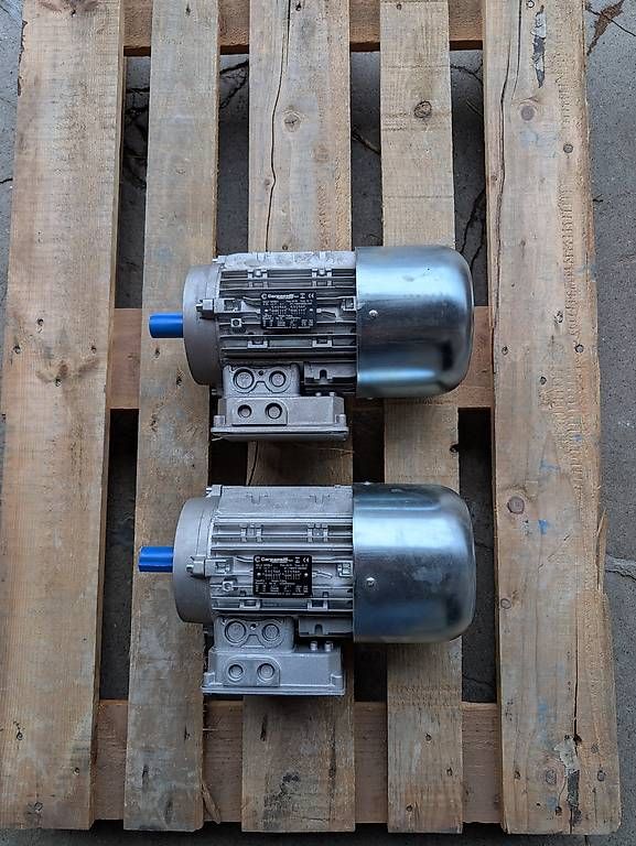 Motori: Motoren Carpanelli  MA90L4 / 1.5kW – Usato da Fraubrunnen venduto da Messer11