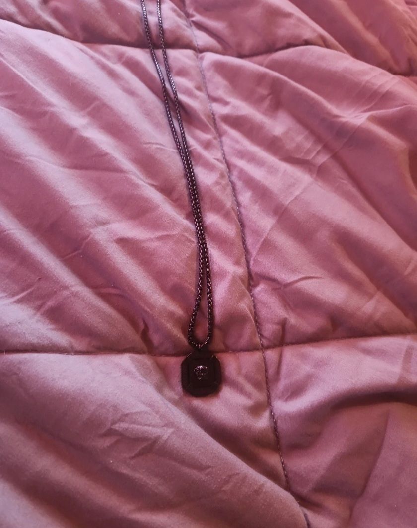 Versace Catenine: Collier Versace - Look tendance Automne! – Nuovo (secondo la descrizione) da Troistorrents venduto da ami_mzq5
