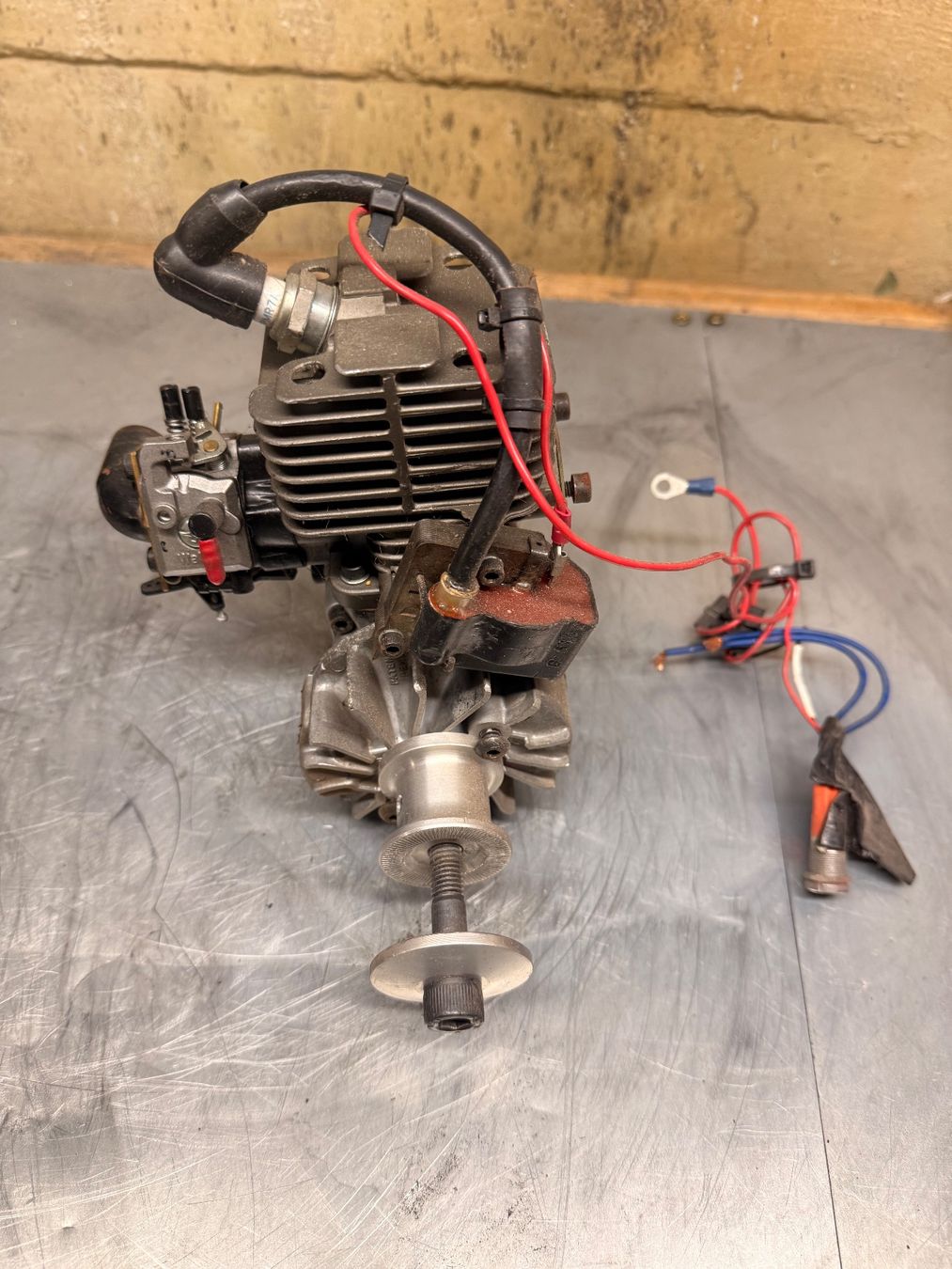 Motori: Modellflugzeugmotor Benzin – Difettoso da Olten venduto da yan_5zy2