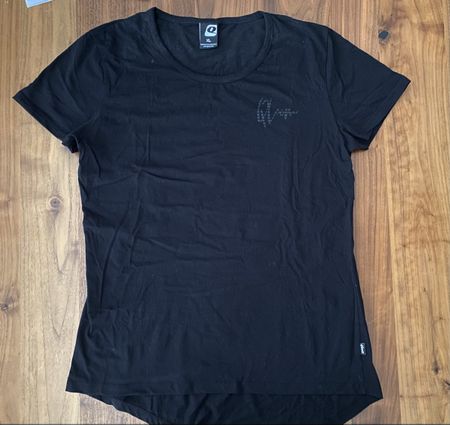 Schwarzes Qloom T-Shirt schwarz Gr. XL/ NEU