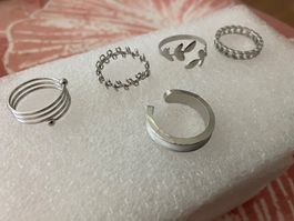 5 schöne silberfarbene Ringe, verschiedene Sujet s. Foto,neu