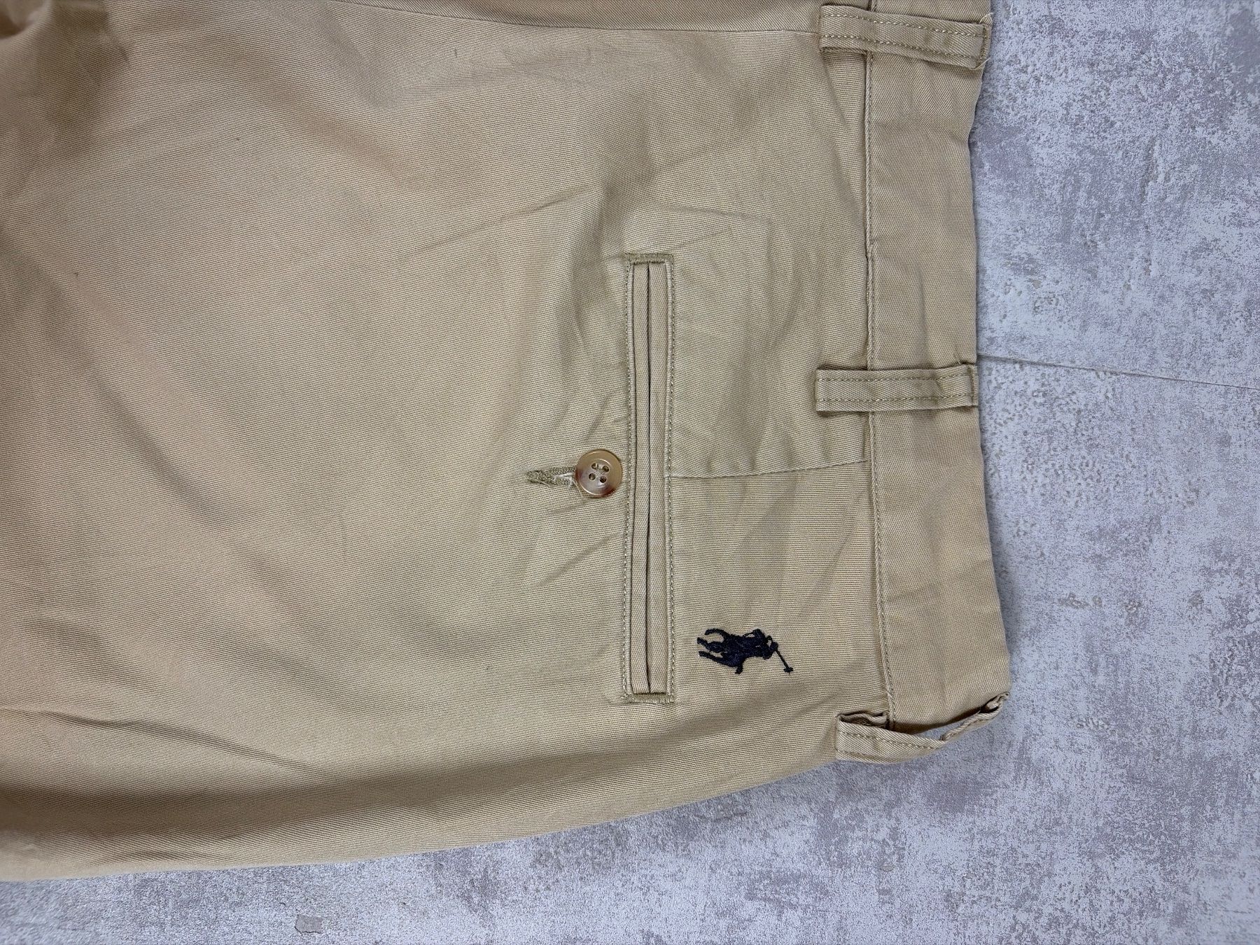 Ralph Lauren Pantaloni: Short Ralph Lauren beige - Taille 34 – Nuovo (secondo la descrizione) da Hauterive NE venduto da Leo_o 1