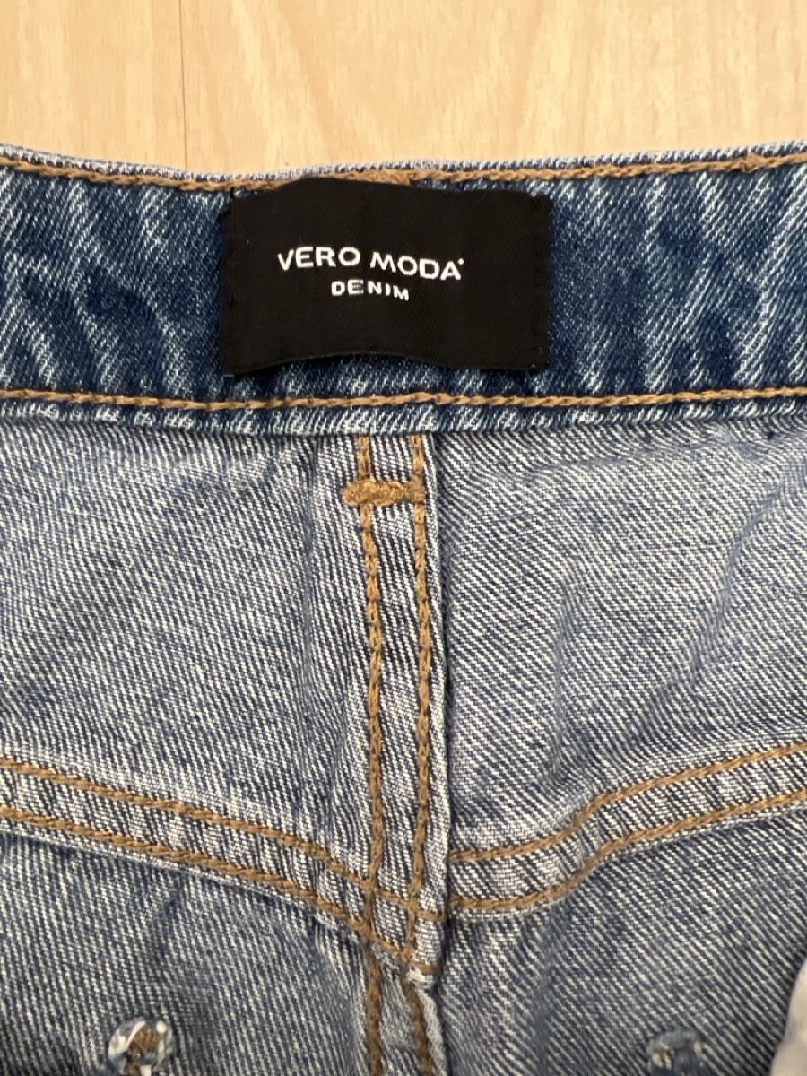 Vero Moda Jeans: Vero Moda Jeans Shorts, Denim, hellblau, Gr. S – Usato da Luterbach venduto da vatab 1