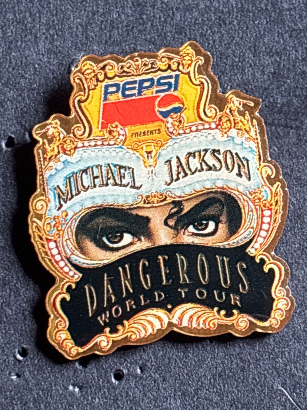 Plaketten & Abzeichen: Pin Pepsi Michael Jackson – Gebraucht aus Lützelflüh-Goldbach von NicoleL.