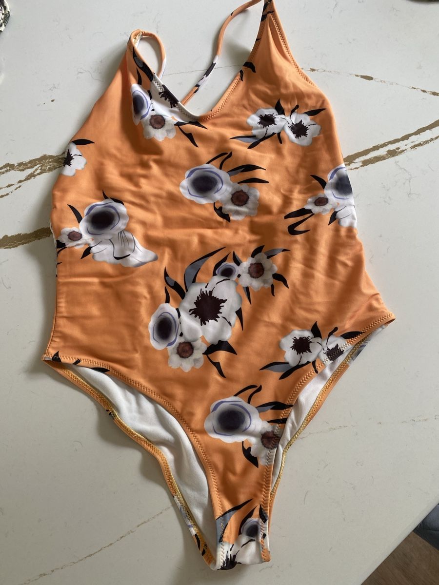 Badekleider & Bikinis: Badeanzug Blumenprint Gr. M  – Gebraucht aus Ittenthal von Lorinakuprecht0
