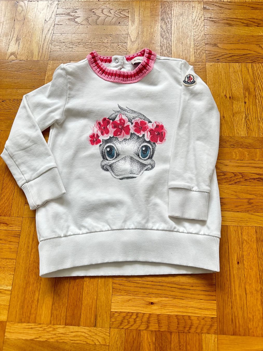 Moncler Maglioni & Felpe: Moncler Girl Pullover size 98 – Usato da Zürich venduto da Bybyana