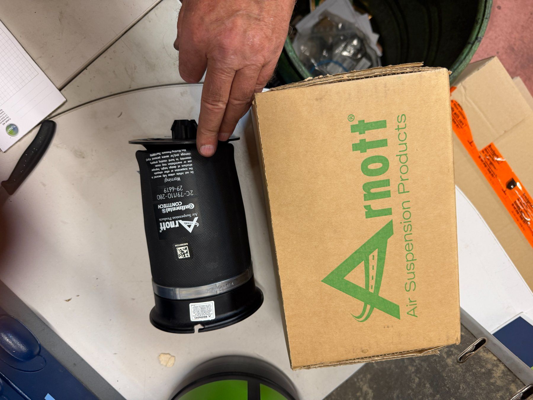 BMW Tutti pezzi di ricambio auto: Luftfeder Arnott Continental 2C-79/110-280 neu – Nuovo e nell'imballaggio originale da Neuenhof venduto da SG030698