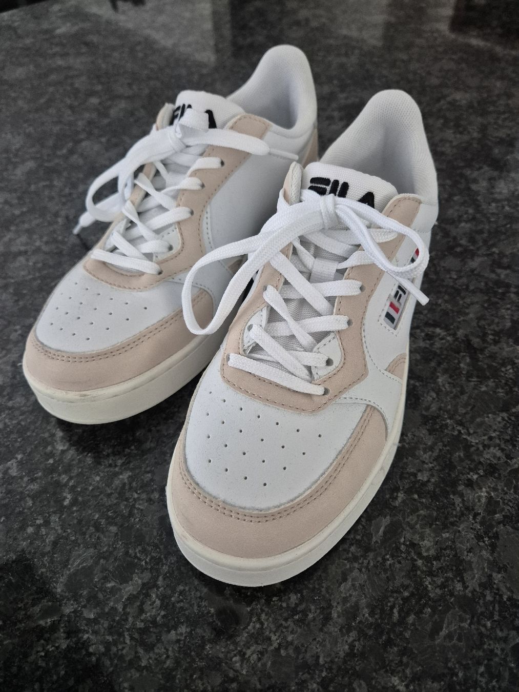 Fila Scarpe da donna: FILA Sneaker – Nuovo (secondo la descrizione) da Endingen venduto da mona_giirl00