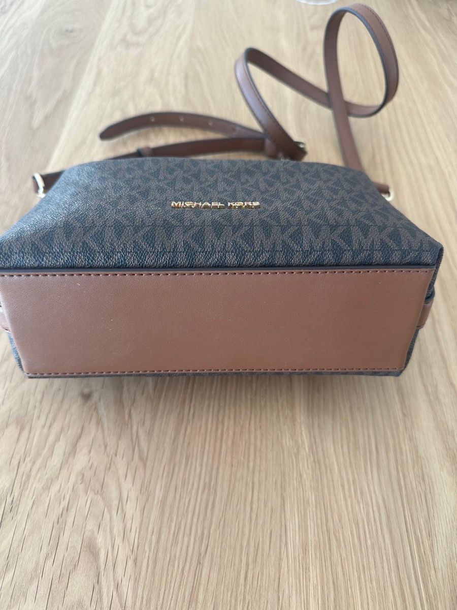 Michael Kors Borse da donna: Michael Kors Schultertasche – Nuovo (secondo la descrizione) da Meisterschwanden venduto da rogergro 6