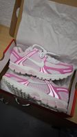 Nike Zoom Vomero 5, rose/blanc, neuves, taille 44.5 !