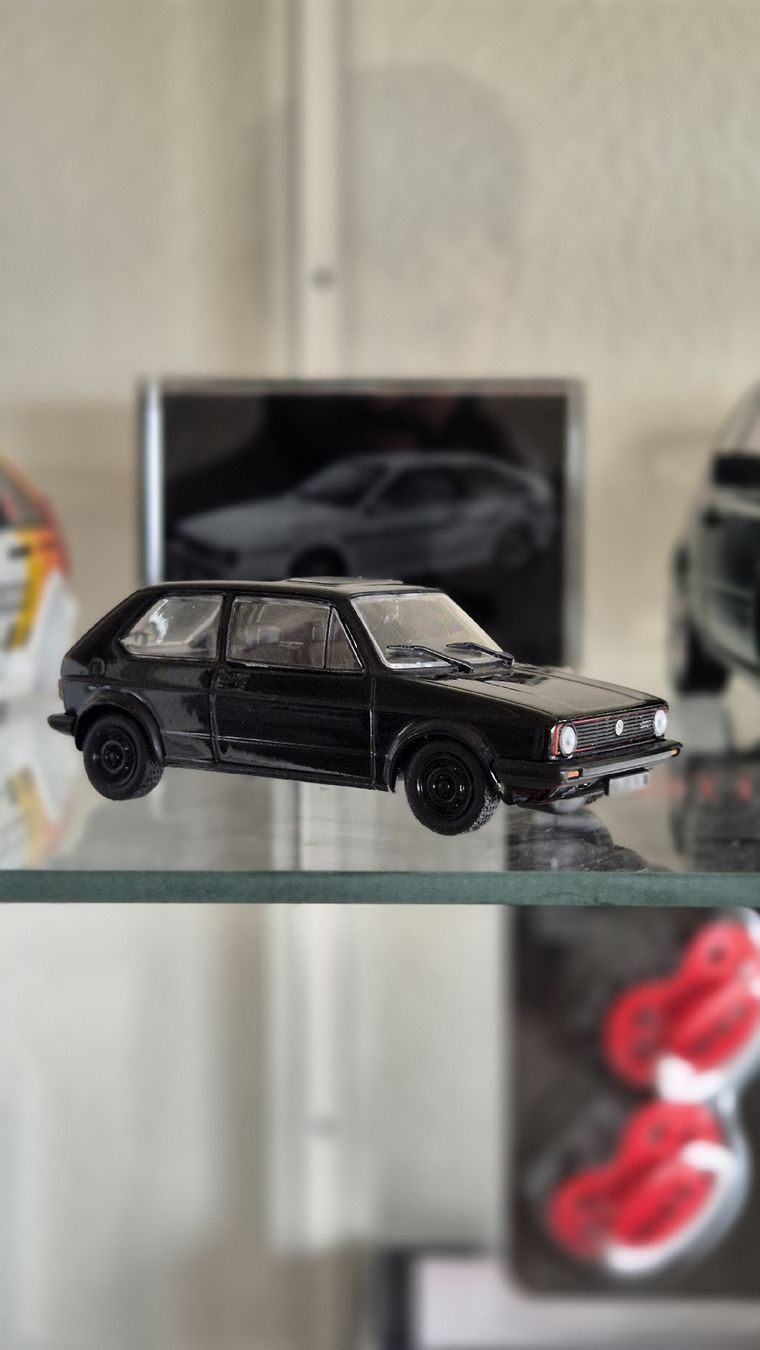Volkswagen Modellini d'auto: Vw Golf 1 Gti – Usato da Chexbres venduto da Sciroccoelho
